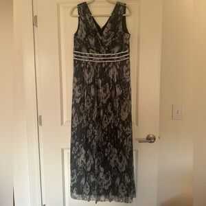 PERFECT WEDDING GUEST DRESS SIZE 16